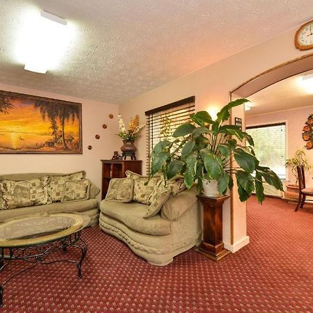 Americas Best Value Inn Heflin Exterior photo