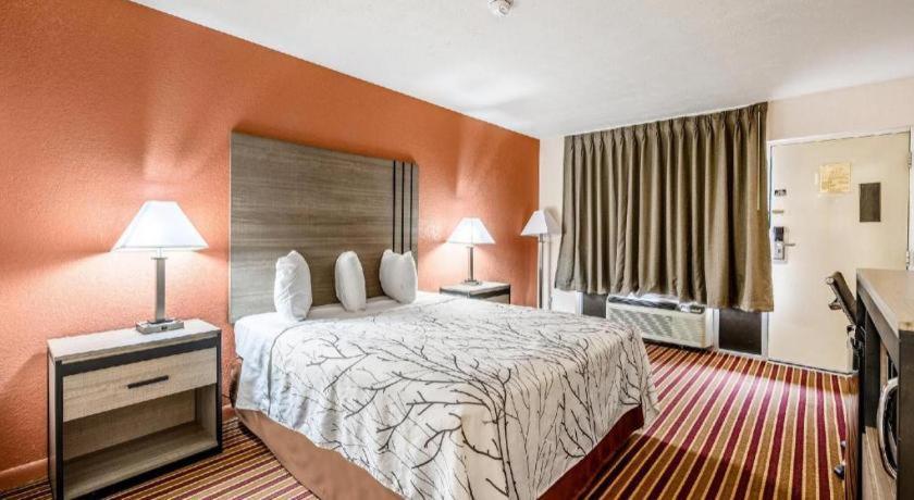 Americas Best Value Inn Heflin Exterior photo